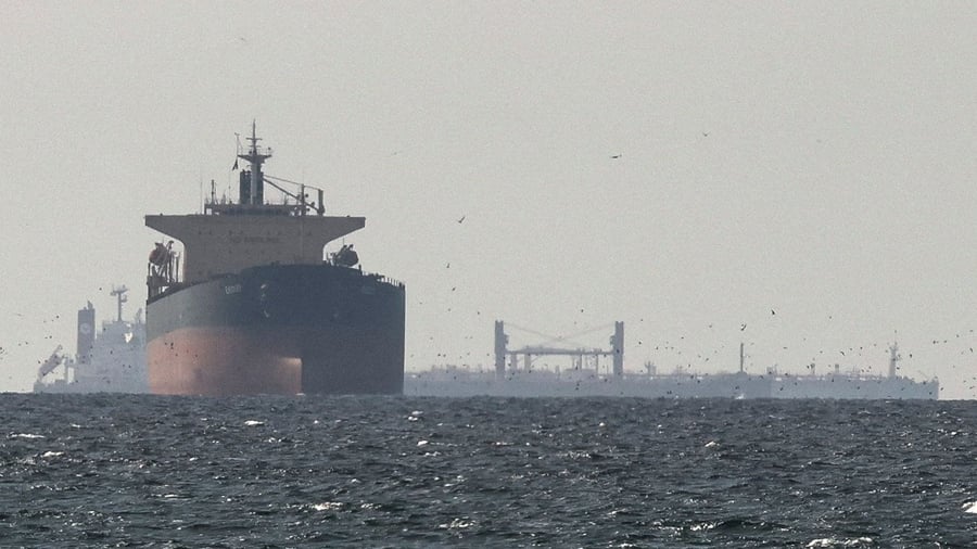 Persischer Golf: Hier schwimmt der größte Öl- und Gas-Parkplatz der Welt