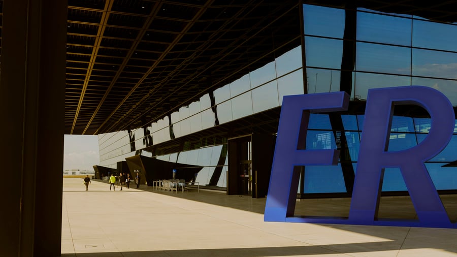 Frankfurter Flughafen: Bloß schnell weg von hier?