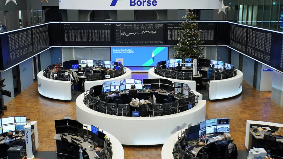 Dax: Dax im Plus dank starker Autowerte und US-Zinshoffnung