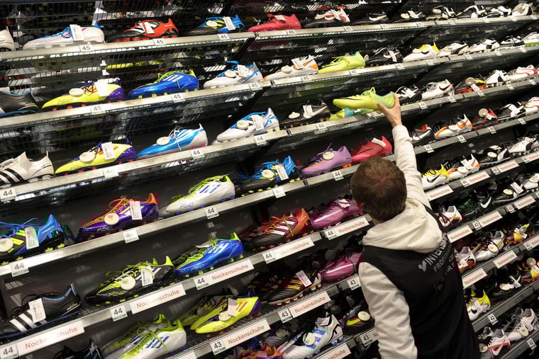 Adidas nike shop clearance