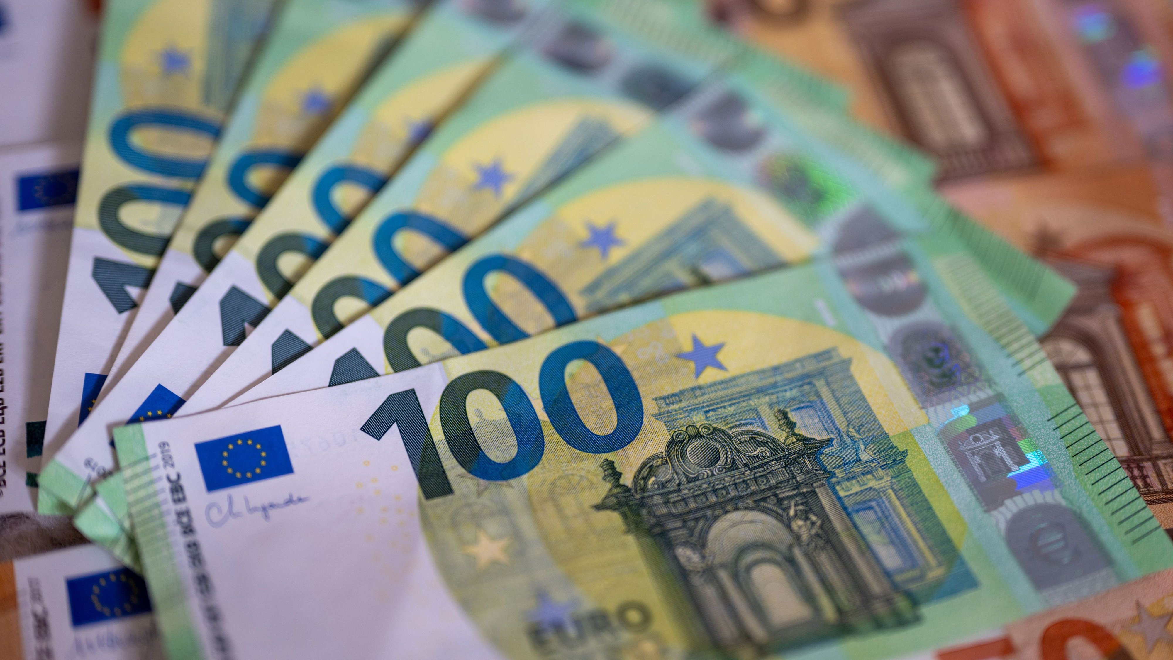 Germany’s Debt: Germany’s Debt Mountain Grows to 2.66 Trillion Euros