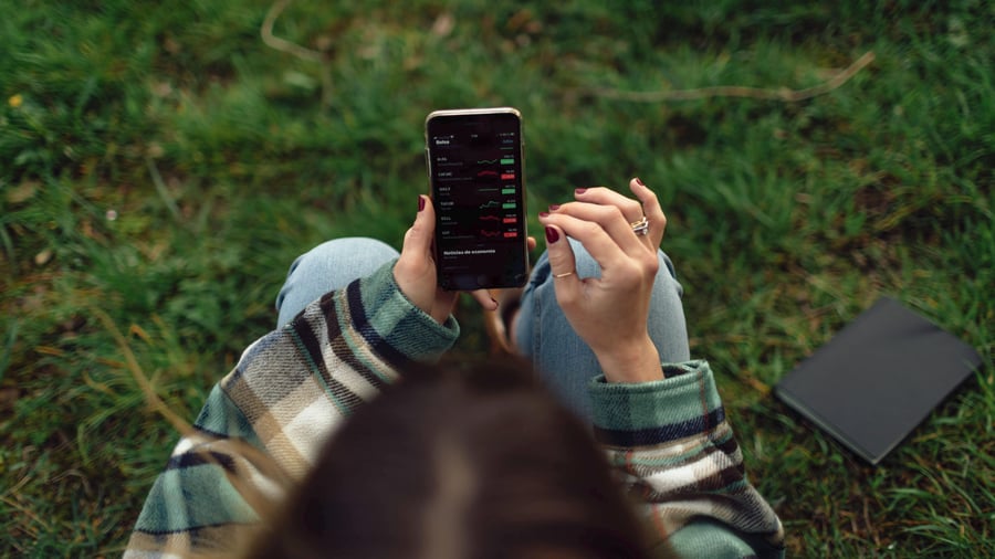 Trade Republic, Flatex und Co.: So finden Anleger den perfekten Broker