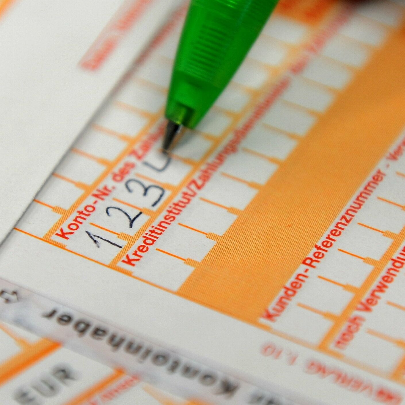 Banküberweisung Dauer: Wie lange braucht eine Überweisung?