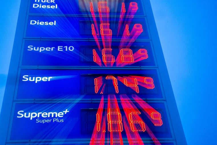 Spritpreise: Darum sind Benzin und Diesel an den Tankstellen so teuer
