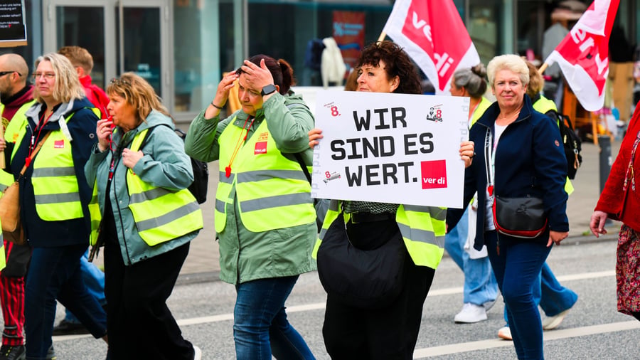 Tarifverhandlungen: Verdi weitet Warnstreiks im Handel aus