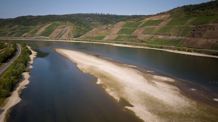 Schifffahrt in Krisenzeiten: Wie das Niedrigwasser der Wirtschaft zusetzt