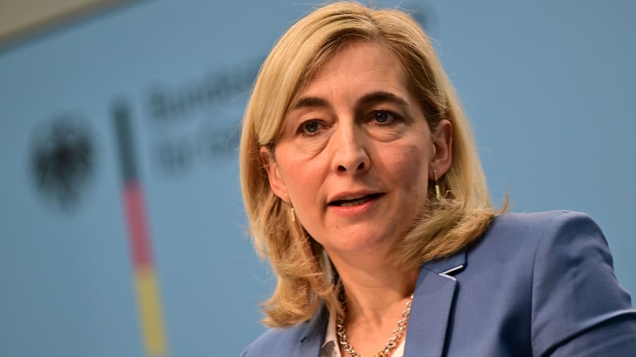 Reform: Gutverdiener sollen mehr für die Krankenkasse zahlen