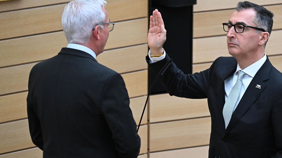 Baden-Württemberg: Özdemir ist neuer Ministerpräsident