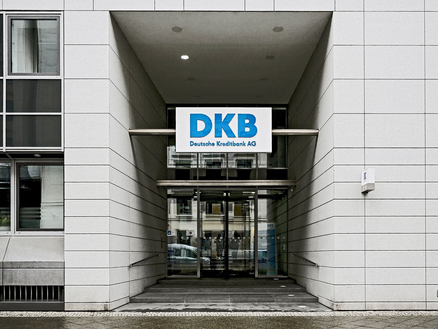 DKB: Die eigenen Mitarbeiter wenden sich von der Direktbank DKB ab