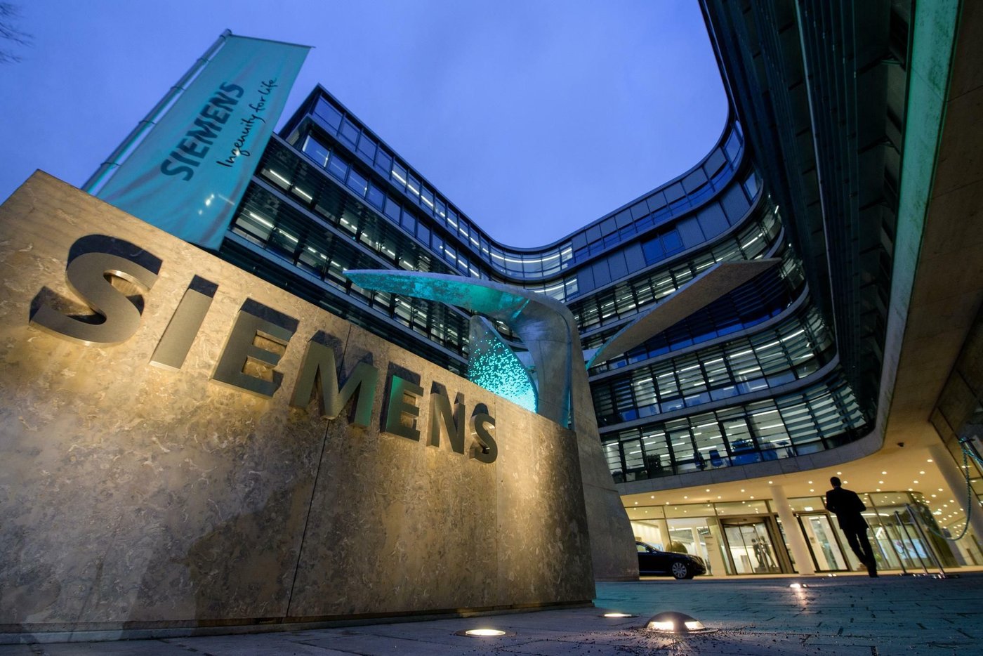 Siemens: Is the company overextending itself with the Dotmatics ...