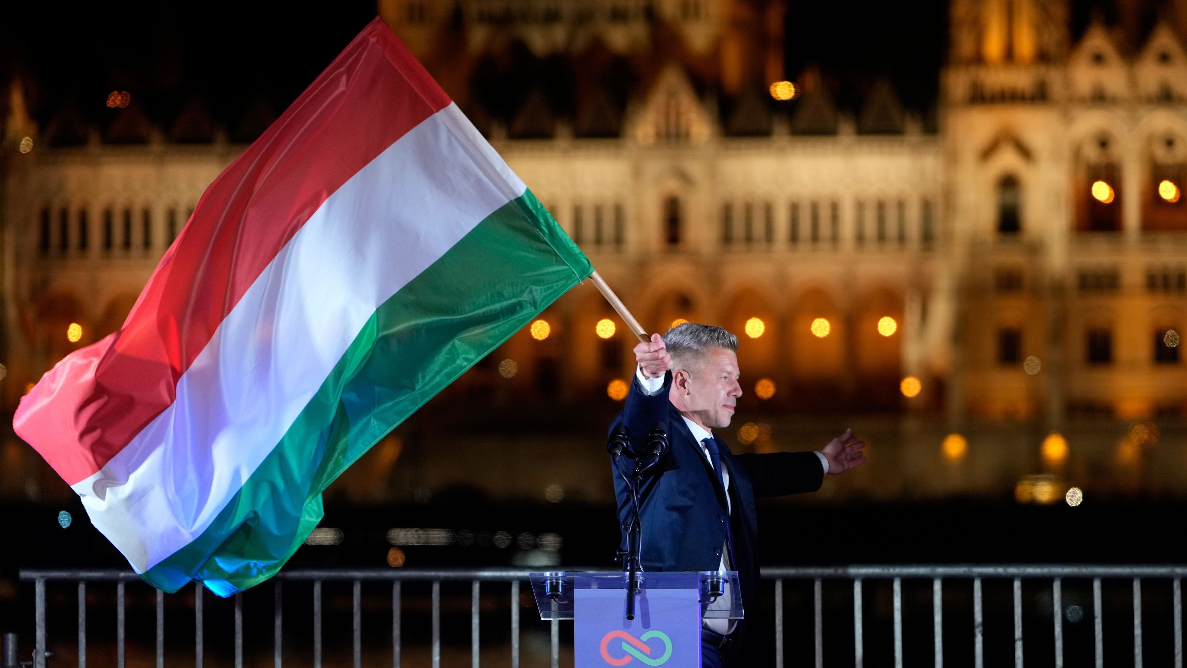 Hungary: Orbán voted out – Peter Magyar wins two-thirds majority