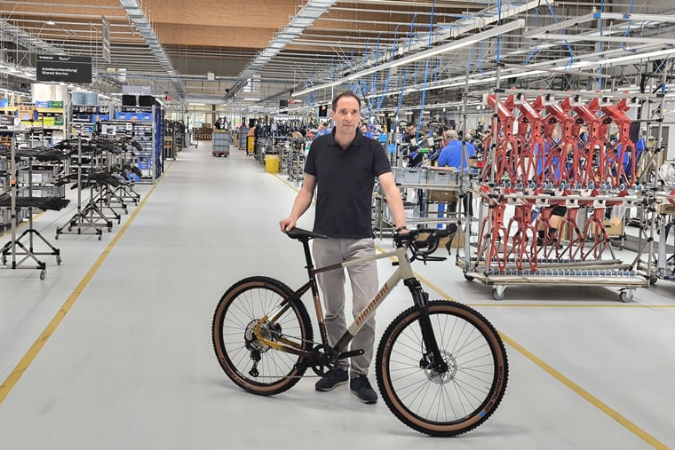 Diamant-Fahrrder: Wie sich die ostdeutsche Fahrradmarke gegen die globale  Konkurrenz behauptet