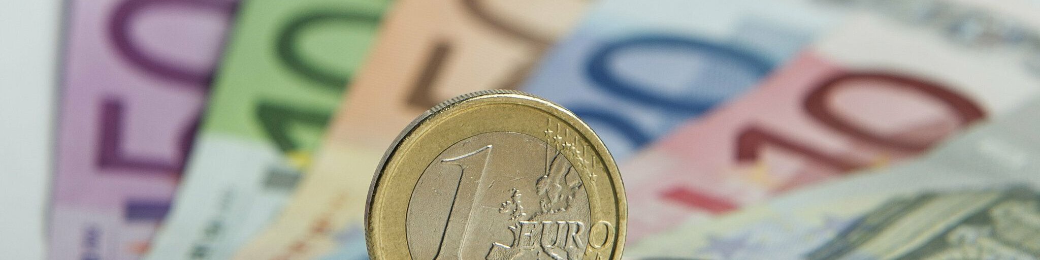 Zinseszinsrechner online: Zinsen auf ein Anfangskapital berechnen