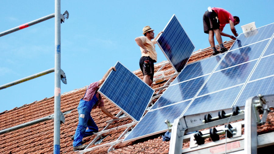 Erneuerbare Energien: „Ein Tempolimit für Solaranlagen-Betreiber“