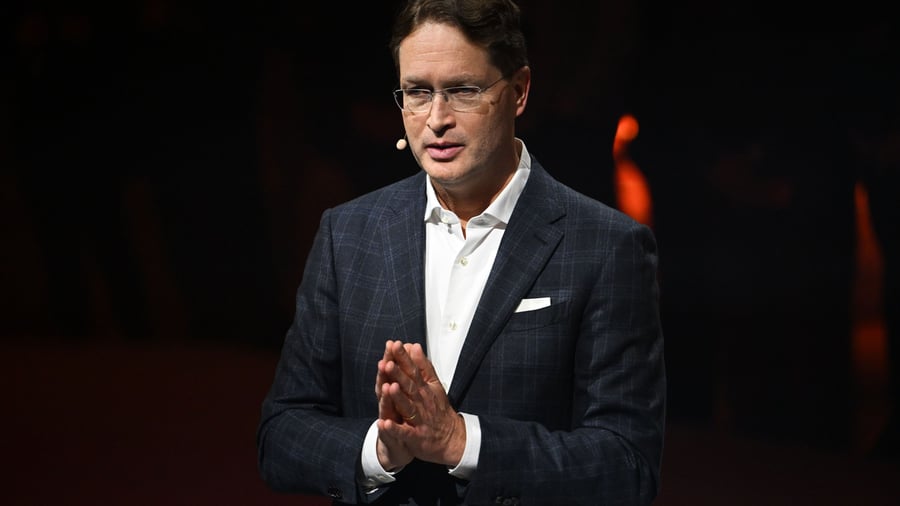 Automesse in Peking: Mercedes-Chef Källenius bekennt: „Ich bin Chinese“