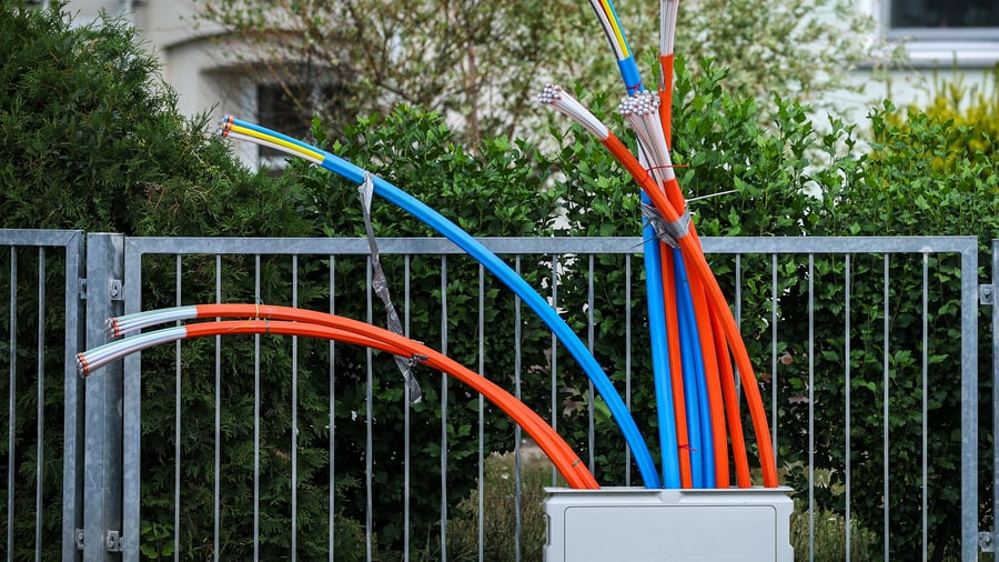 Fiber to the Home: Wenige Kunden, hohe Kosten – es kriselt in der Glasfaser-Branche