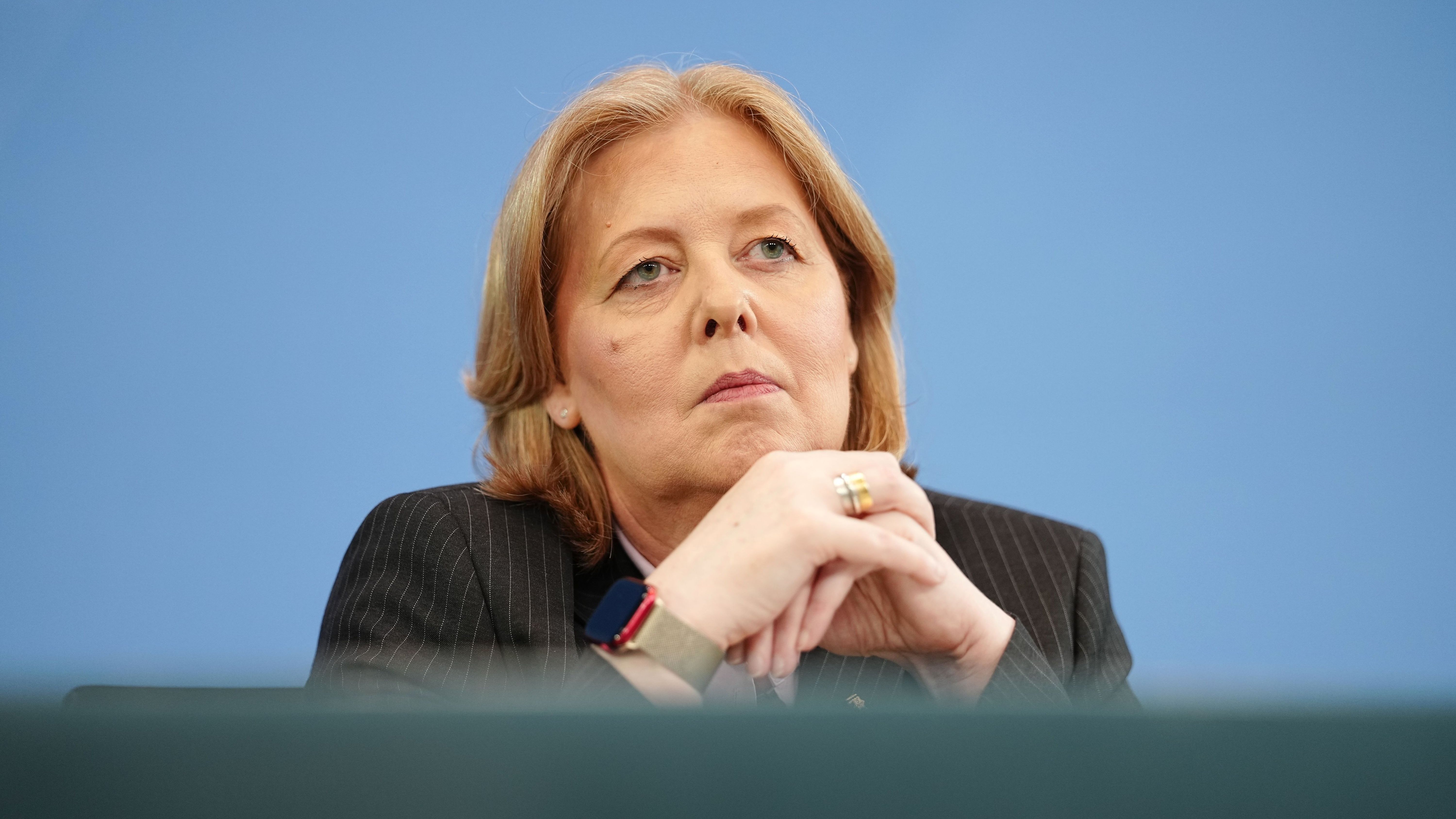 Rente mit 63: CDU-Streit um Abschaffung – Was plant Merz?