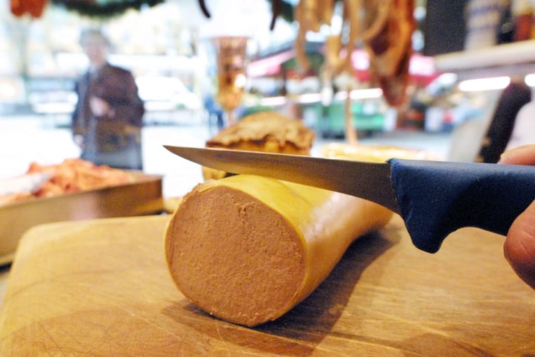Dildo in der Leberwurst: Die kuriosesten Flugzeug-Schmuggeleien