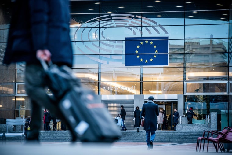 Ukraine-Krieg: EU-Parlament billigt Zlle auf russische Dnger und Nahrung