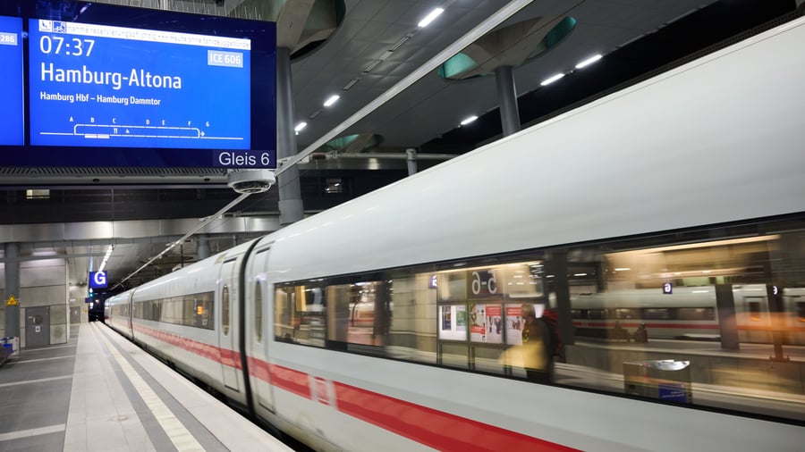 Generalsanierung: Bahn rollt wieder von Hamburg nach Berlin – Sanierung beendet