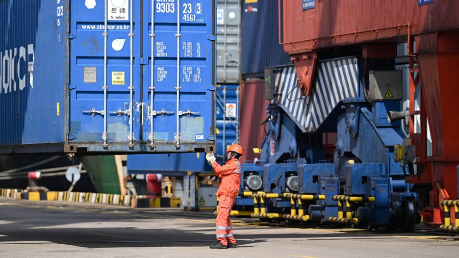 Konjunktur: Chinas Wirtschaft trotzt dem Iran-Krieg – noch