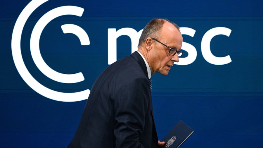 bundeskanzler friedrich merz cdu spricht bei der eroeffnung der muenchner sicherheitskonferenz msc