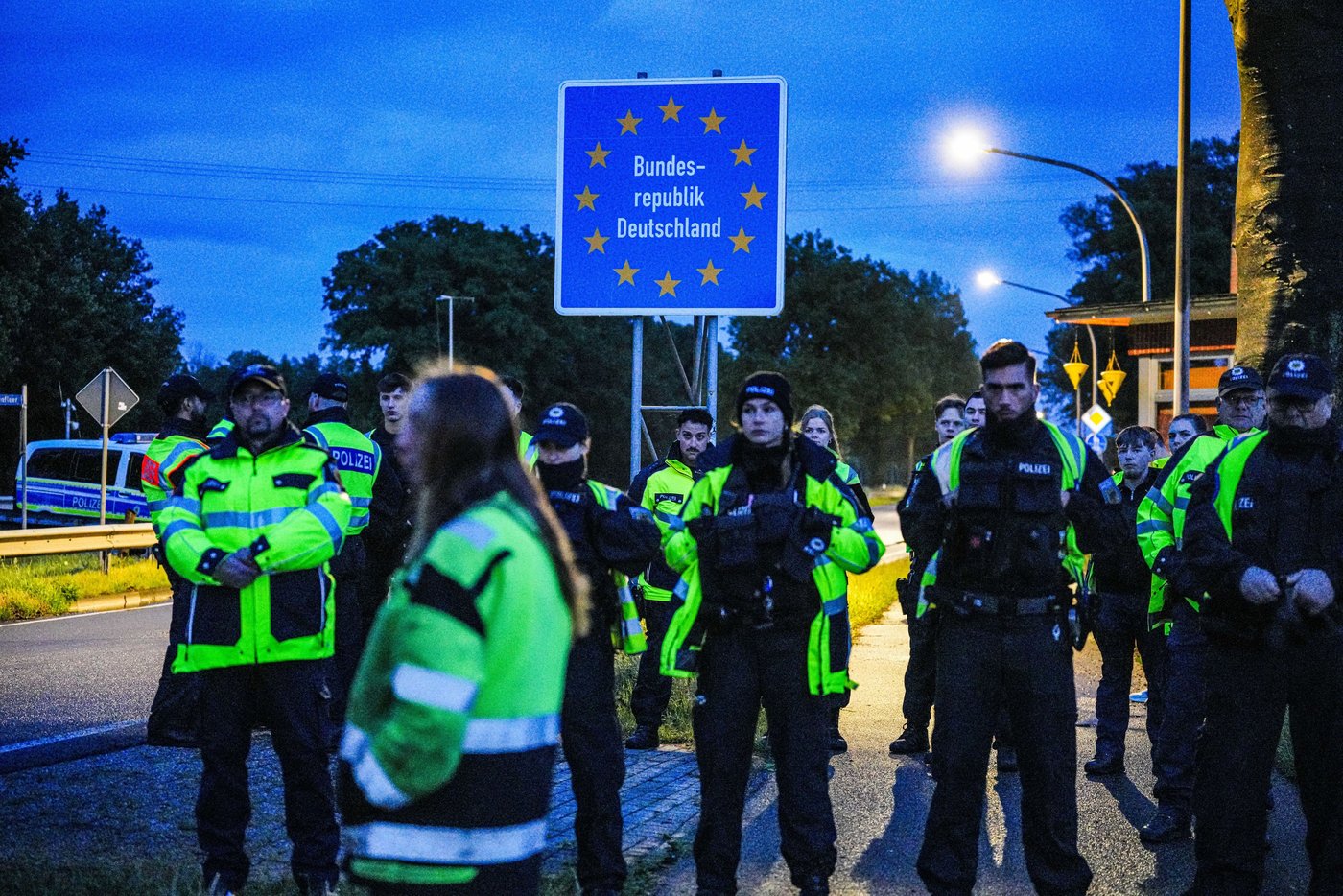 Grenzkontrolle: Niederländer kontrollieren eigenmächtig an deutscher ...
