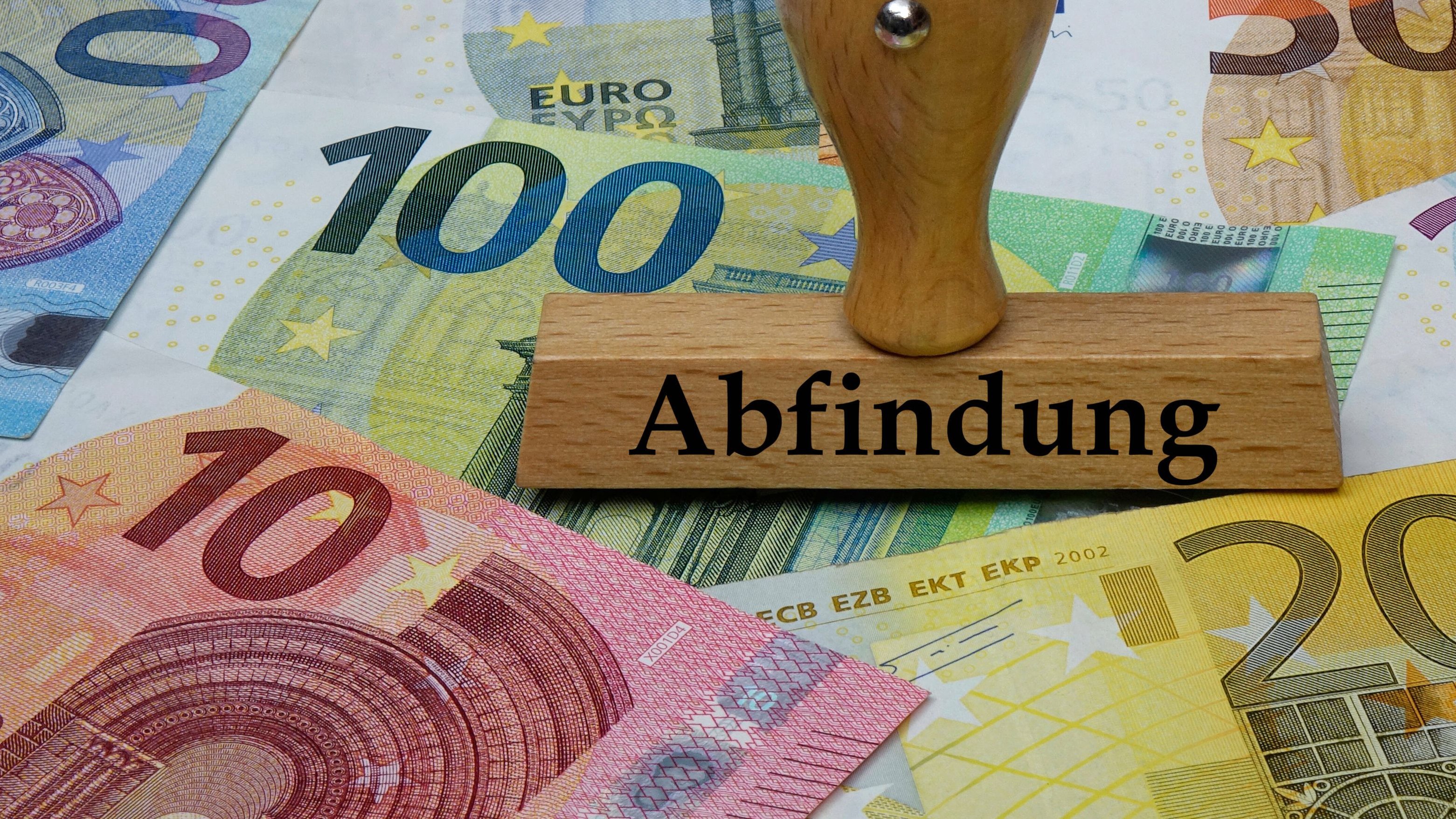 Abfindung versteuern 2025: Fünftelregelung für außerordentliche Einkünfte