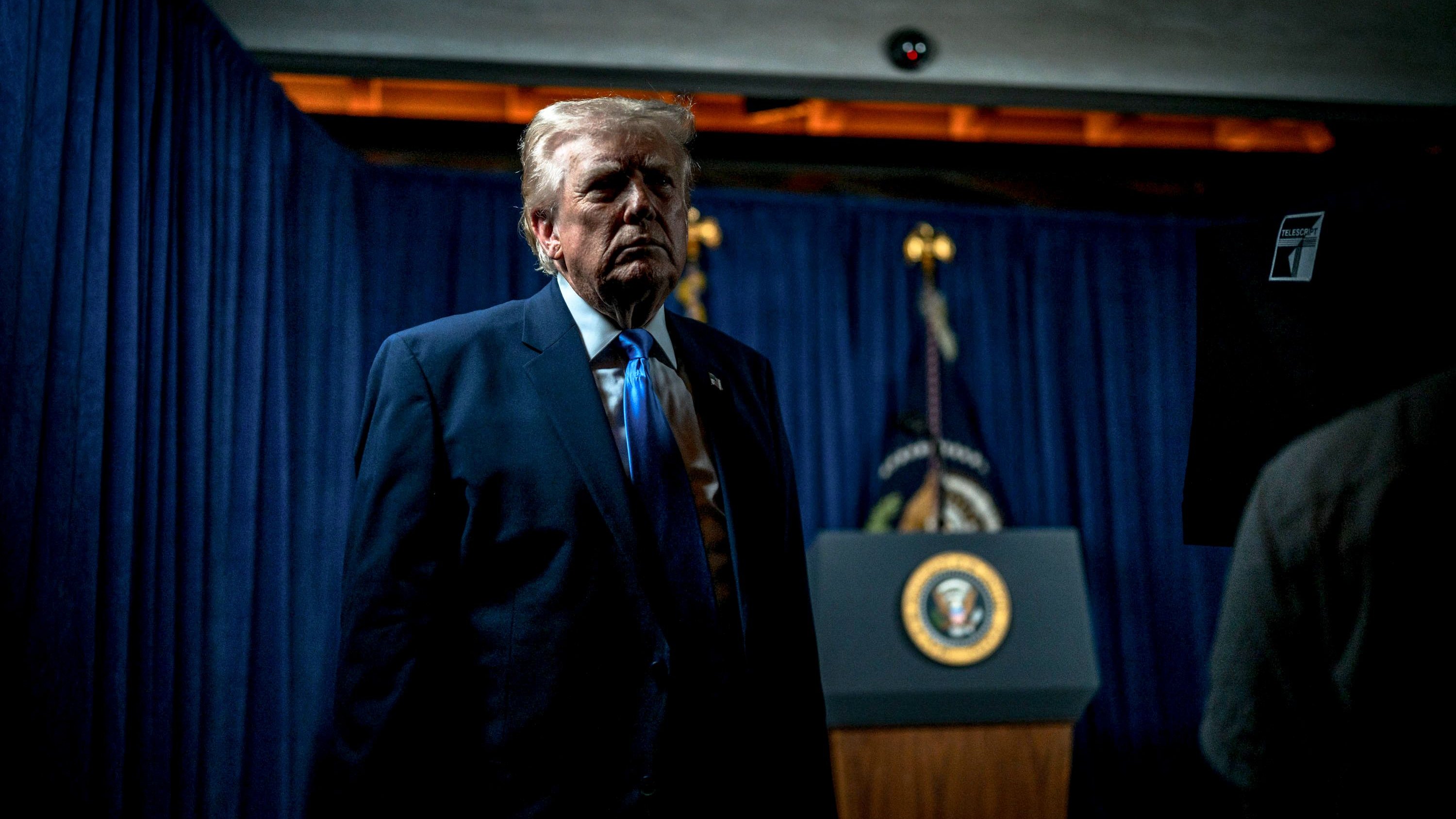 Federal Reserve: Zinsen runter, Inflation rauf? Amerikas gefährliches ...