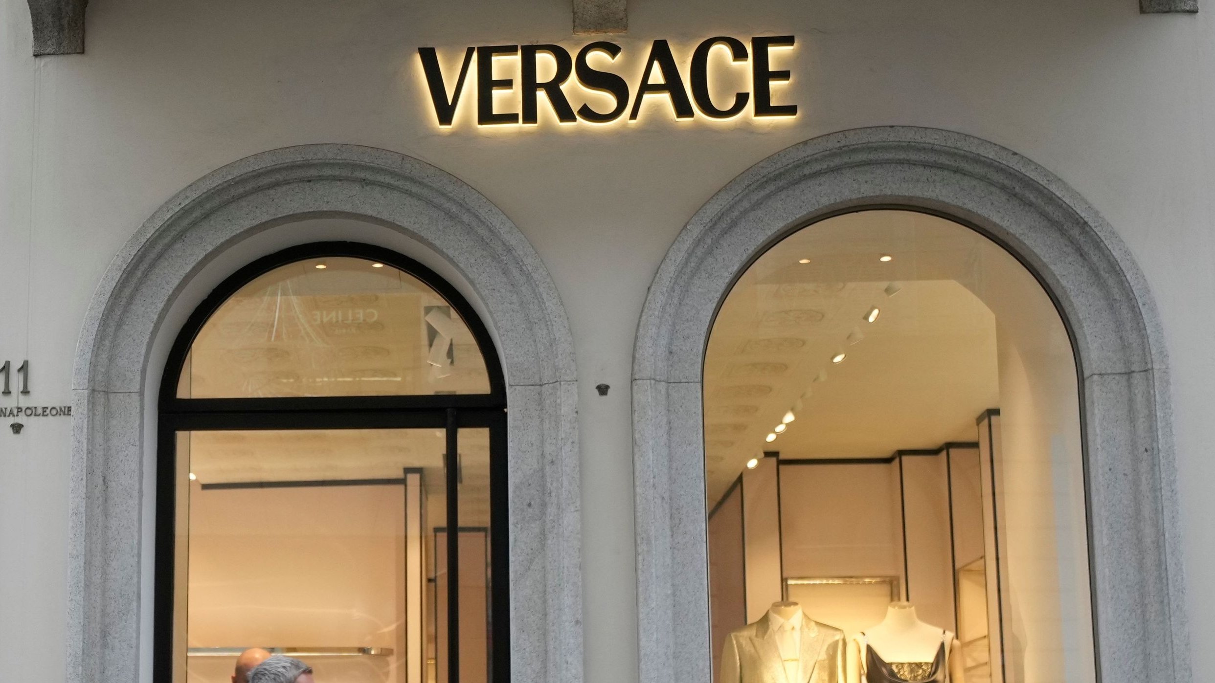 Versace-Übernahme: Prada übernimmt Versace komplett