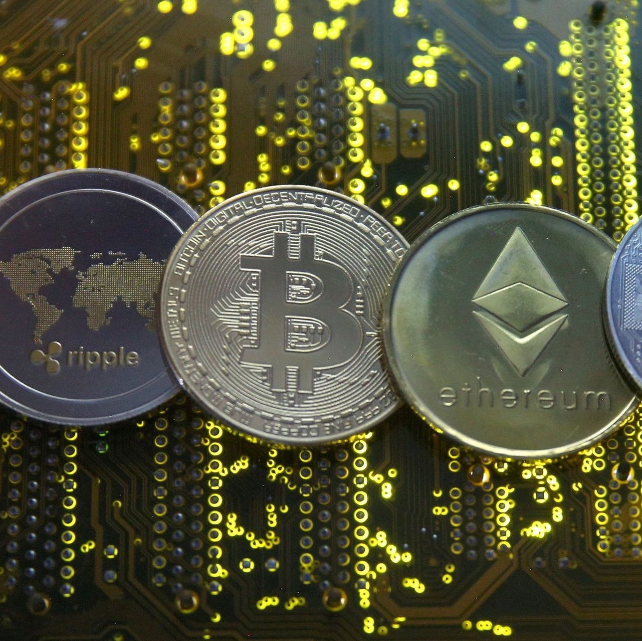 Tesla stoppt Zahlungen mit Kryptowährungen: Wie klimaschädlich sind Bitcoin?