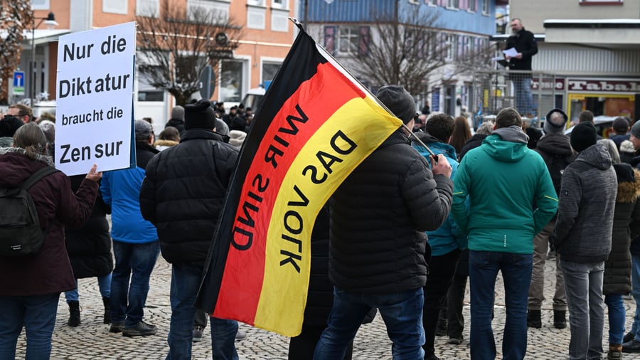 Deutschland-Monitor 2026: Jeder Fünfte liebäugelt mit autoritären Ideen