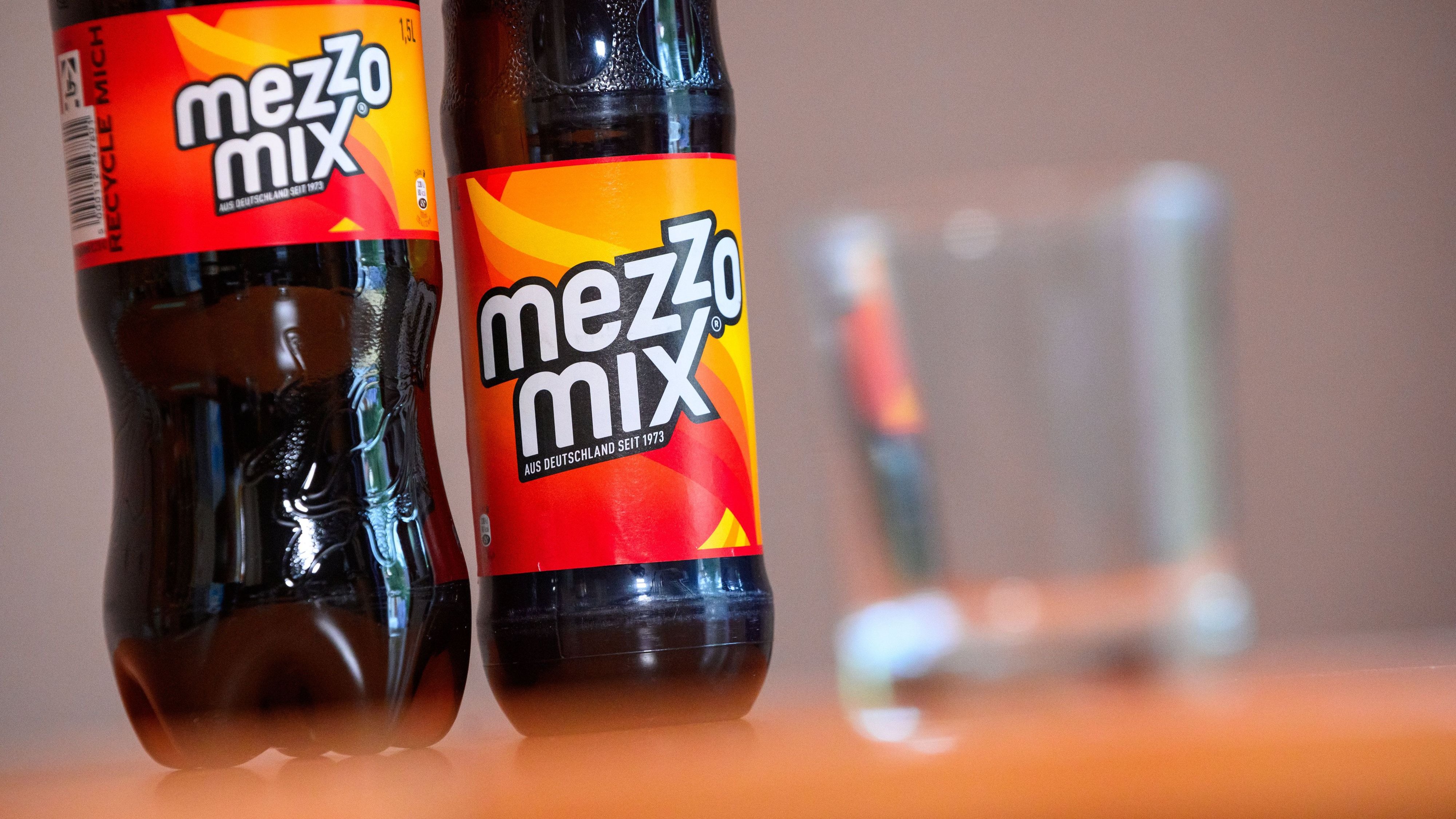 Mix-Getränke: Warum legen sich deutsche Brauer mit Coca-Cola an?