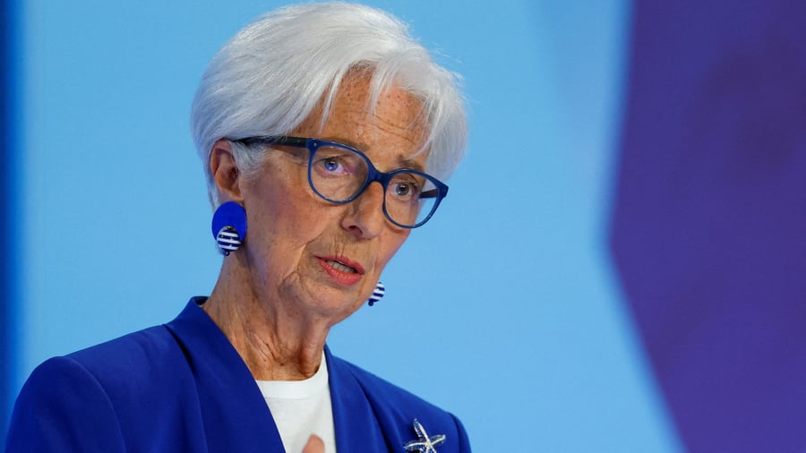 Teuerung: EZB erhöht Zins erstmals seit fast drei Jahren – „Druck auf Inflation“