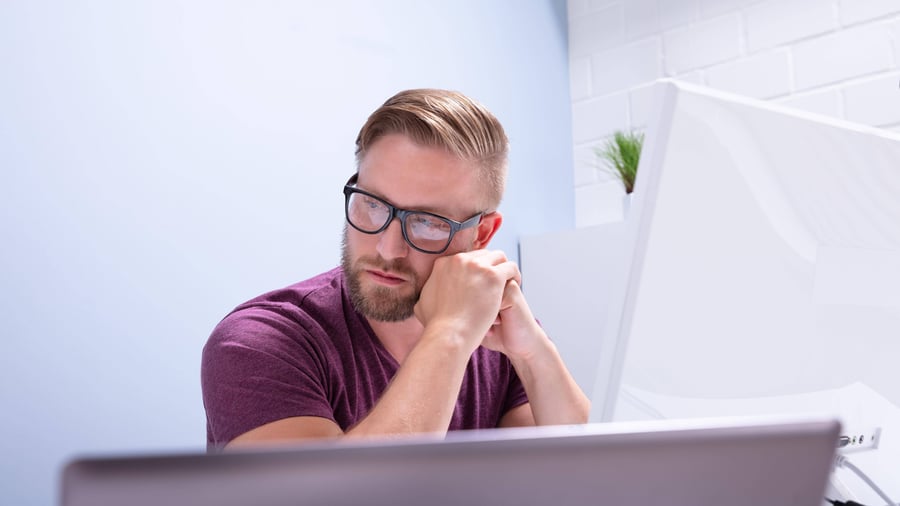 Künstliche Intelligenz: Jeder Sechste sorgt sich wegen KI um eigenen Arbeitsplatz