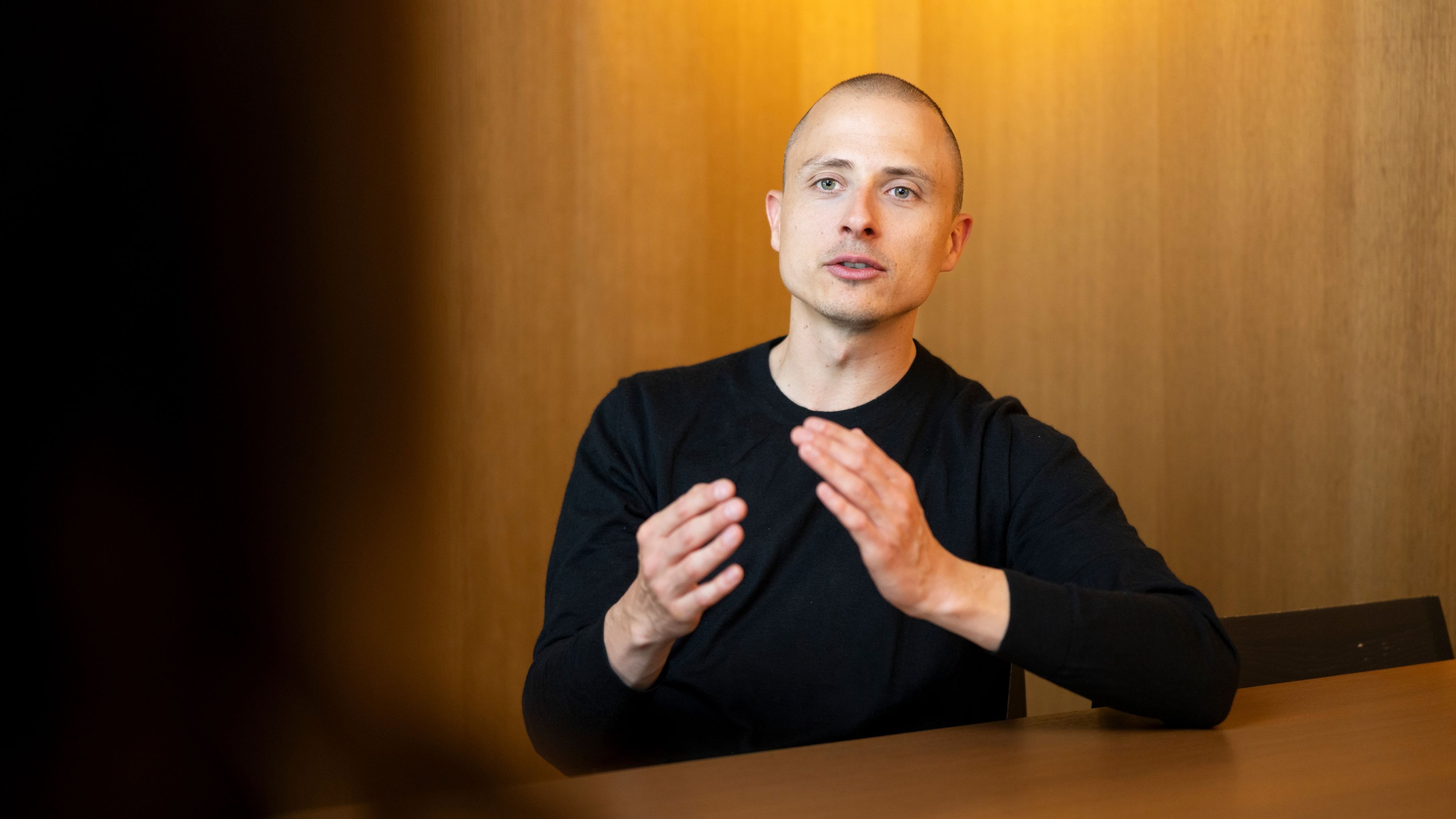 Trade-Republic-Gründer: „Mein Ziel ist, dass in zwölf bis achtzehn Monaten niemand mehr über Probleme beim Kundenservice spricht“