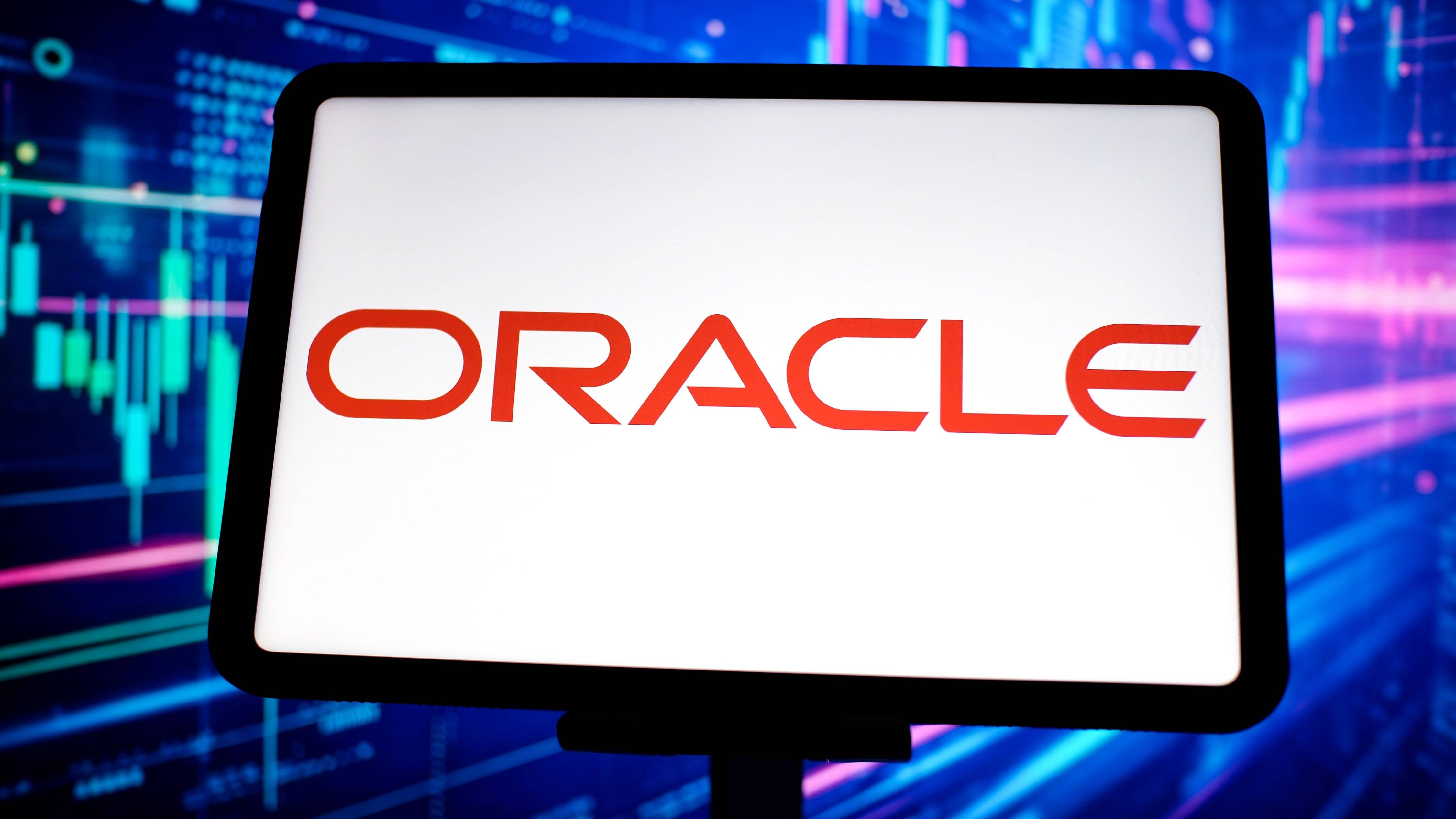 Oracle-Aktie: Softwareunternehmen dank KI-Boom mit Rekordumsatz – Jahresziele angehoben