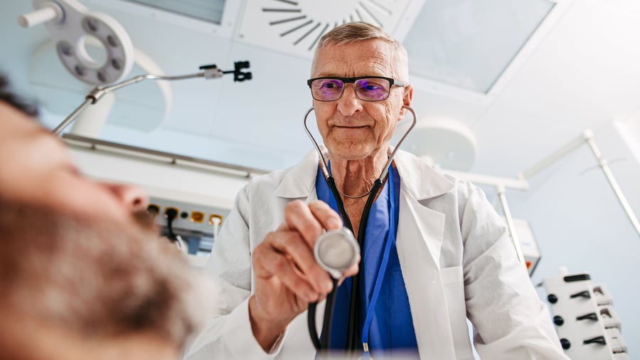 Krankenkassenreform: Soll ich wegen der höheren Bemessungsgrenze jetzt in die PKV wechseln?