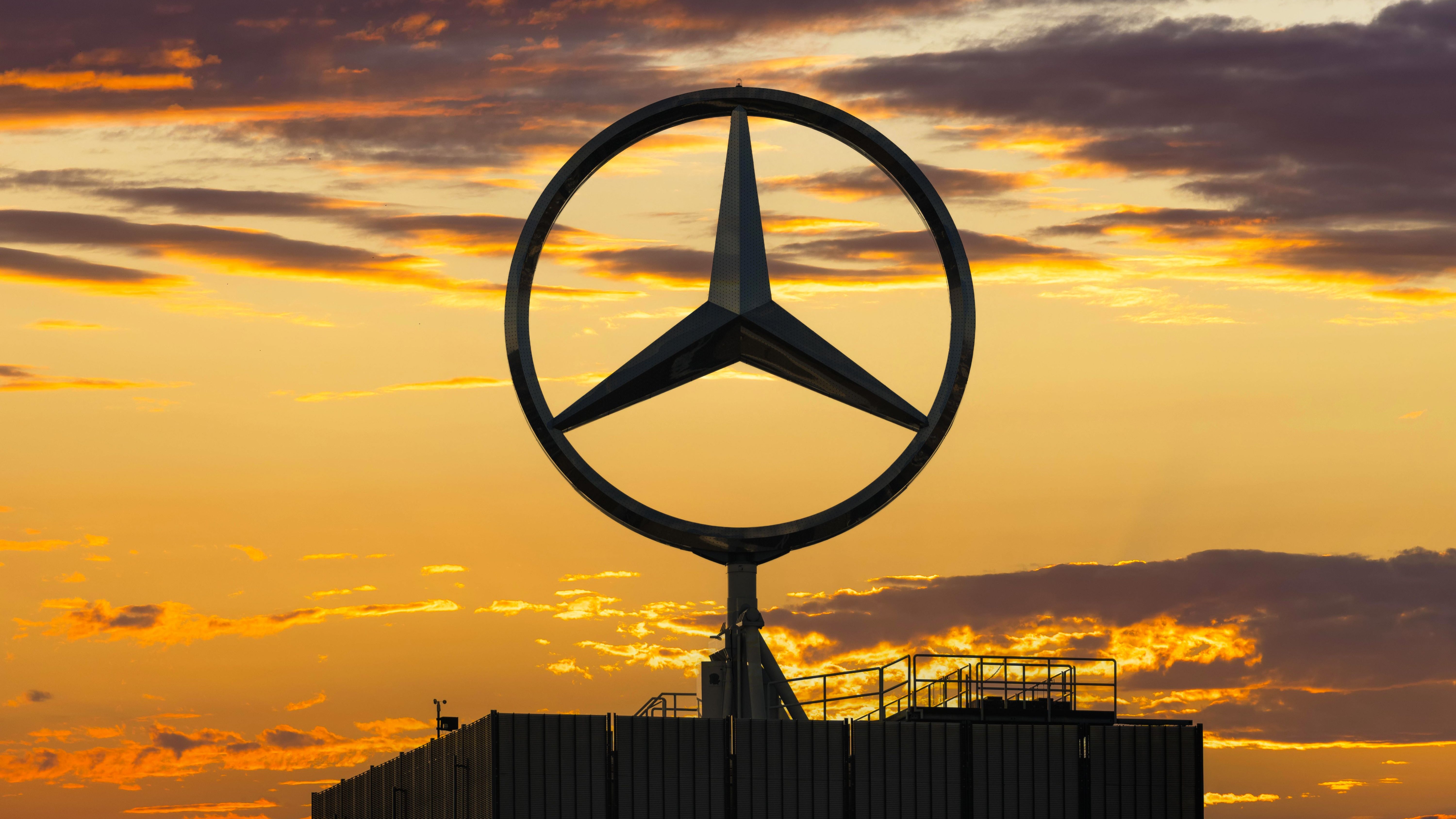 Mercedes-Benz restarts severance program for employees in Germany