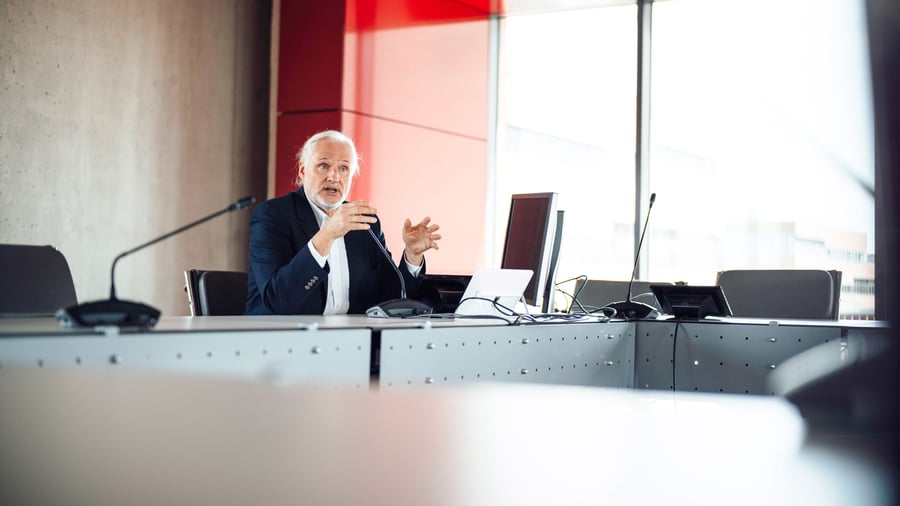 Bürokratie: „Meetings füllen so herrlich die Arbeitszeit“