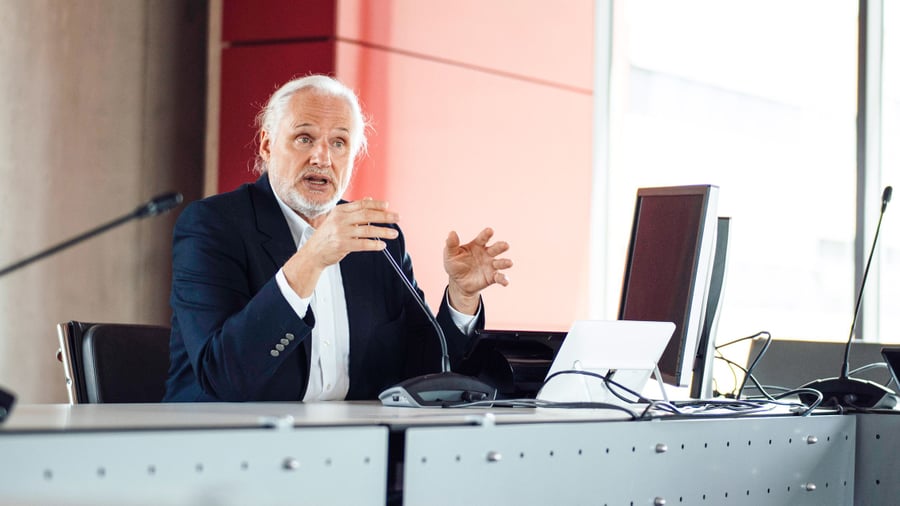 Bürokratie im Job: „Meetings füllen so herrlich die Arbeitszeit“