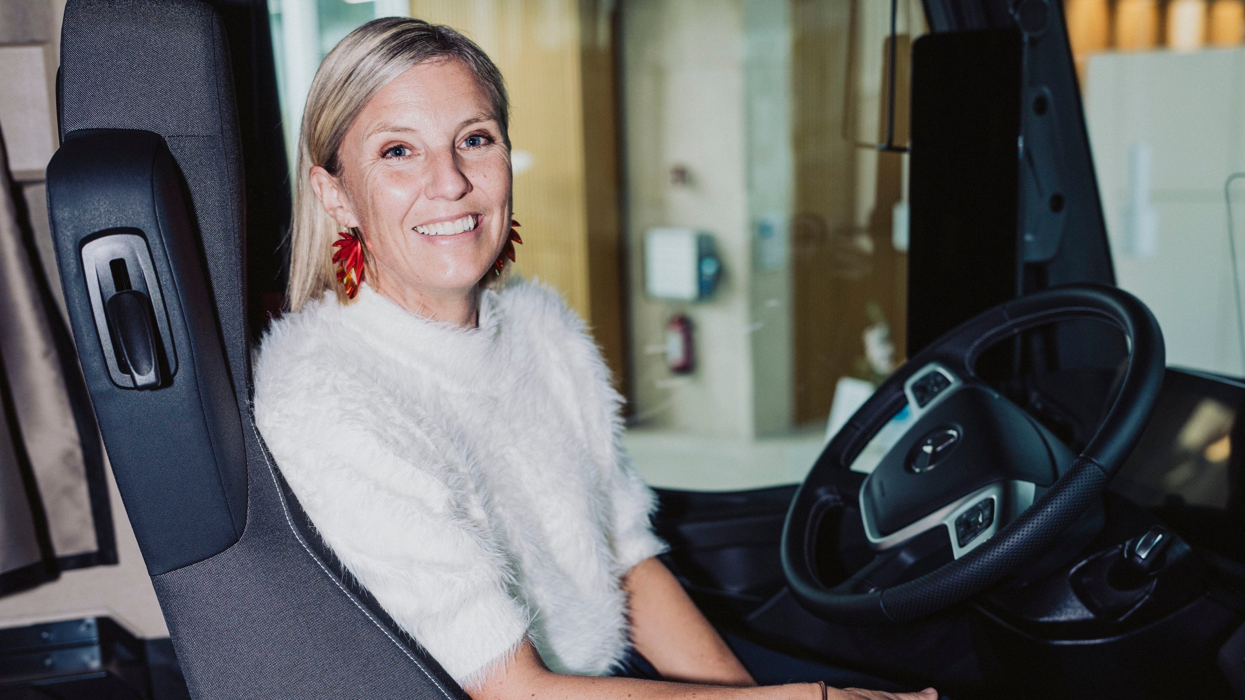 Electric trucks: How Daimler Truck and MAN plan to counter China