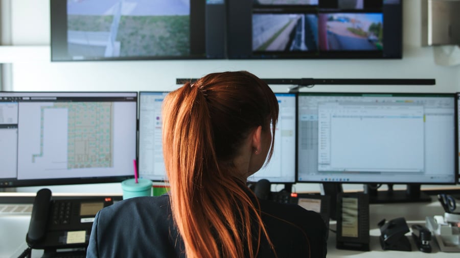 Hybride Kriegsführung: „In der Bevölkerung könnte dies zu Hamsterkäufen führen“