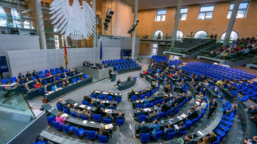 Abgeordnetenbezüge: Diätenerhöhung im Bundestag so