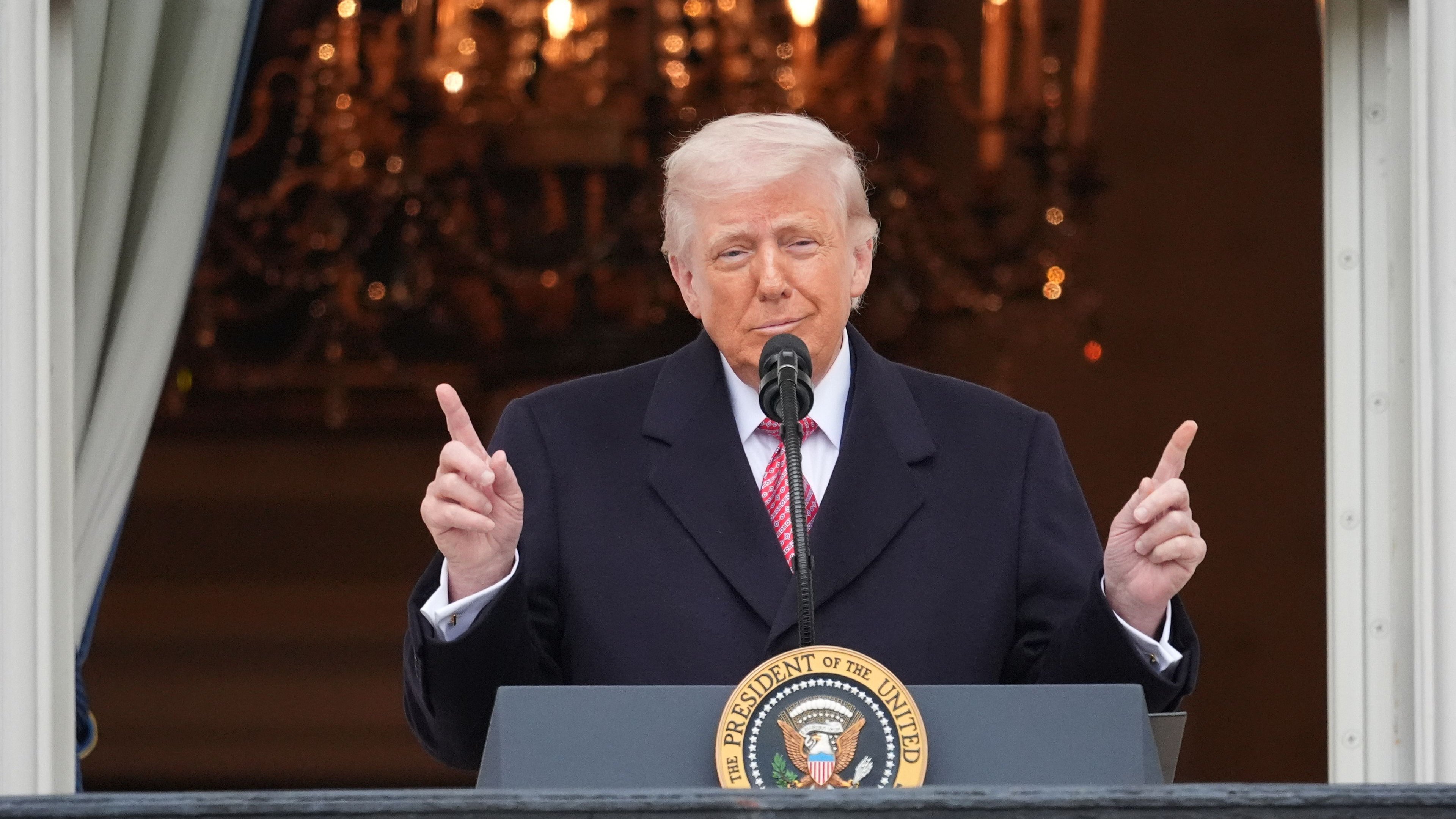 Börse aktuell: Börsen nach Trump-Aussagen leicht höher – Experten vorsichtig