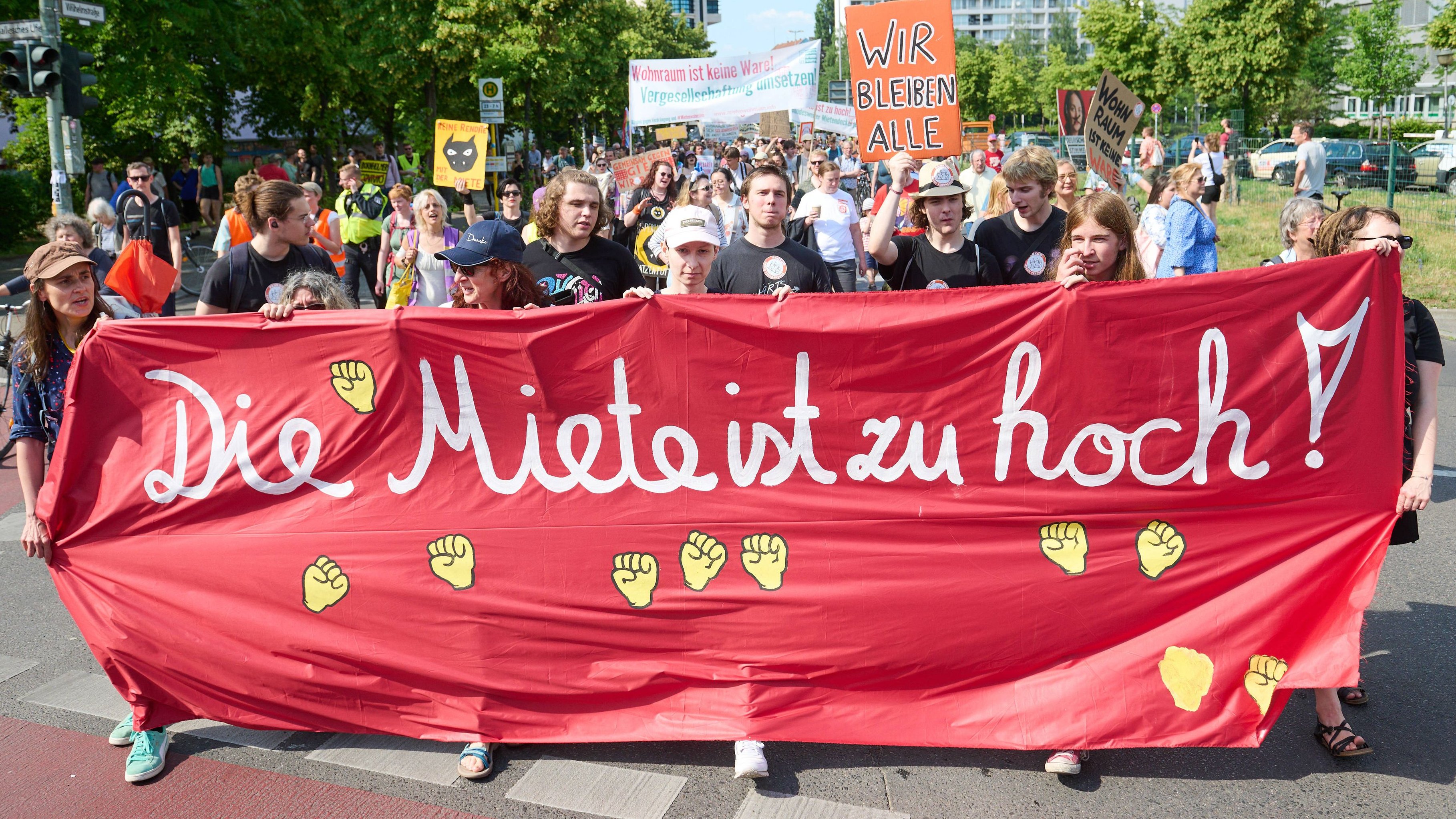 Miete und Eigentum: „Jeder dritte Mieter ist durch seine Wohnkosten überlastet“