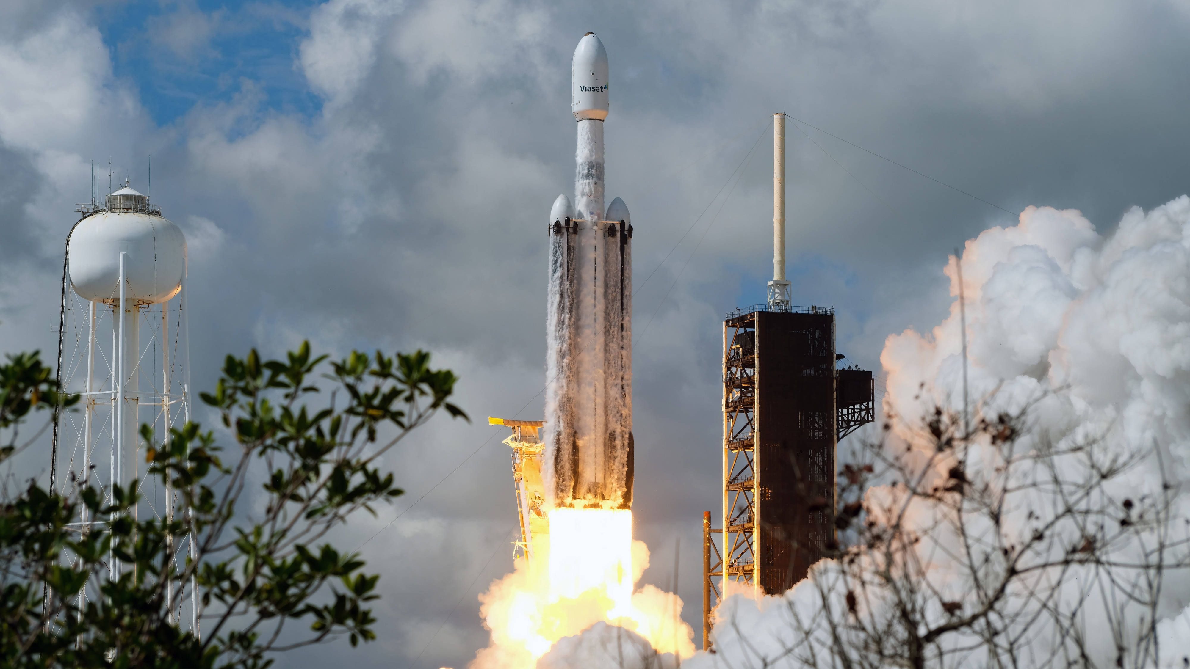 SpaceX und Co.: Auf welche Space-Aktien Anleger setzen können