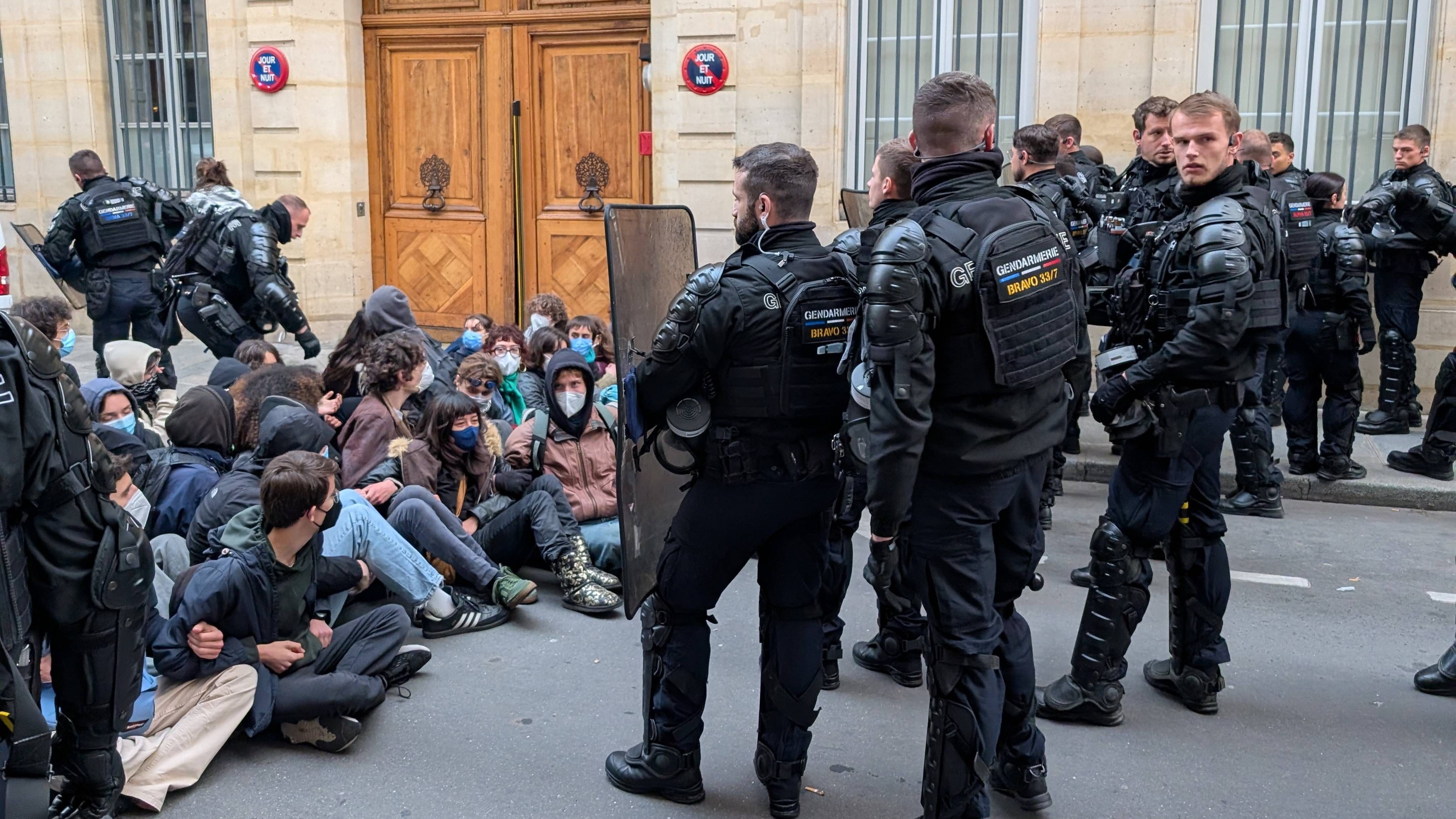 Proteste Fsli Frankreich-Proteste: Behörden verbieten nach Ausschreitungen nun Proteste