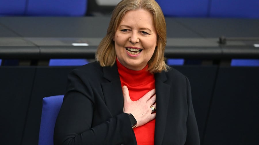 Rentenanpassung: Bas verkündet Anstieg der Rente um 4,24 Prozent von Juli an