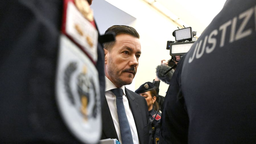 Signa-Gründer : René Benko zu zwei Jahren Haft verurteilt